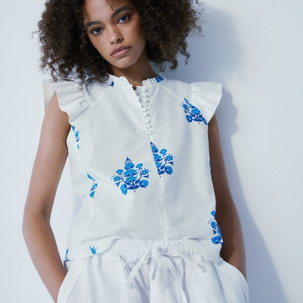 Melissa Nepton Gaylor flutter sleeve top white blue floral linen size medium NEW